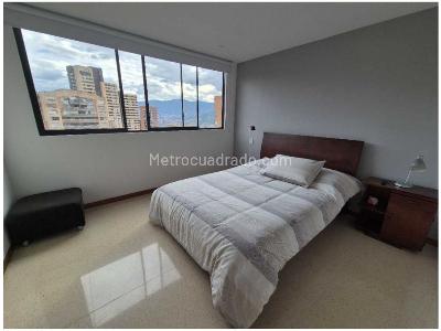 Apartamento de 3 alcobas en venta en El Tesoro, Medellín, 170 m² · foto 15 de 18