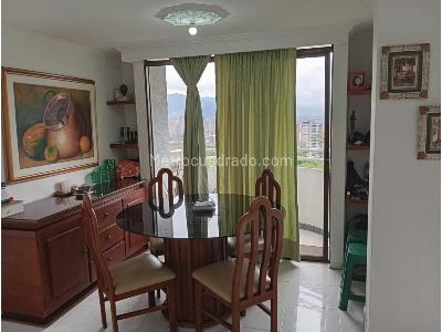 Apartamento de 4 alcobas en venta en El Poblado, Medellín, 106 m² · foto 5 de 12