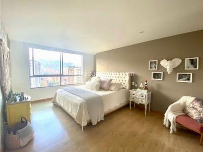 Apartamento de 3 alcobas en venta en Loma Del Esmeraldal, Envigado, 184 m² · foto 6 de 9