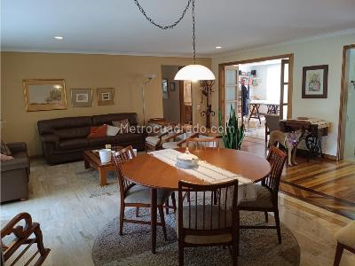 Apartamento de 3 alcobas en venta en Loma De Los Gonzalez, Medellín, 192 m² · foto 5 de 20