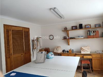 Apartamento de 3 alcobas en venta en Loma De Los Gonzalez, Medellín, 192 m² · foto 18 de 20