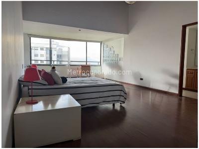 Apartamento de 3 alcobas en venta en El Tesoro, Medellín, 224 m² · foto 7 de 14