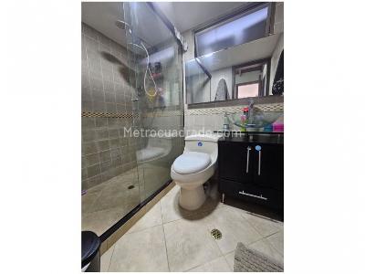 Casa de 3 alcobas en venta en Loma De Las Brujas, Envigado, 148 m² · foto 12 de 15