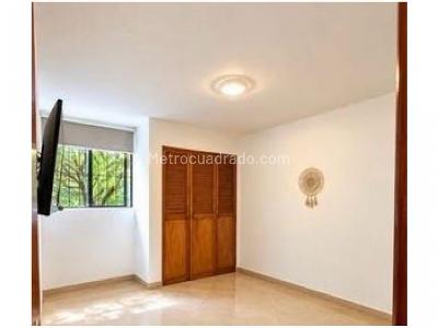 Apartamento de 3 alcobas en venta en La Frontera, Envigado, 116 m² · foto 6 de 12