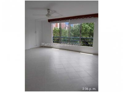 Apartamento de 3 alcobas en venta en Las Vegas, Medellín, 100 m² · foto 2 de 20