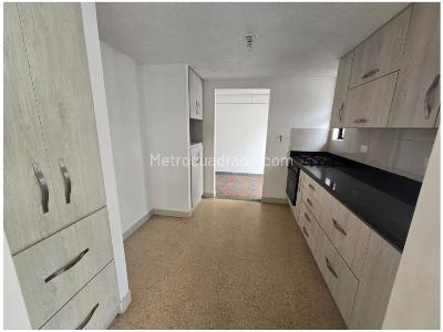 Casa de 3 alcobas en venta en El Dorado, Envigado, 135 m² · foto 7 de 20