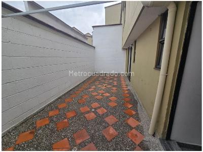 Casa de 3 alcobas en venta en El Dorado, Envigado, 135 m² · foto 10 de 20