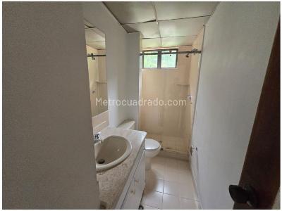 Casa de 3 alcobas en venta en El Dorado, Envigado, 135 m² · foto 20 de 20