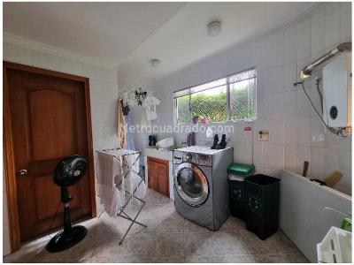 Casa de 4 alcobas en venta en La Calera, Medellín, 360 m² · foto 6 de 18