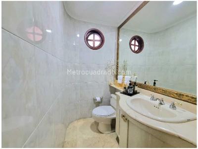 Casa de 4 alcobas en venta en La Calera, Medellín, 360 m² · foto 7 de 18