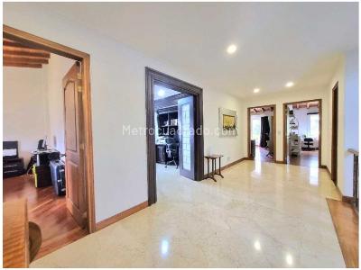 Casa de 4 alcobas en venta en La Calera, Medellín, 360 m² · foto 11 de 18
