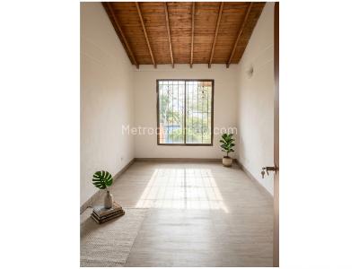 Casa de 4 alcobas en venta en Loma Del Escobero, Envigado, 250 m² · foto 10 de 19
