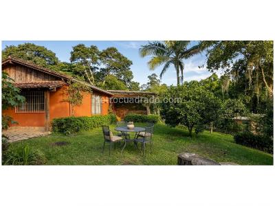 Casa de 4 alcobas en venta en Loma Del Escobero, Envigado, 250 m² · foto 15 de 19