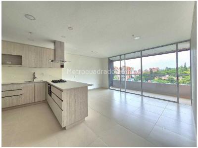 Apartamento de 3 alcobas en venta en Transversal Intermedia, Envigado, 101 m² · foto 2 de 20