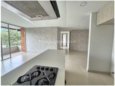 Apartamento de 3 alcobas en venta en Transversal Intermedia, Envigado, 101 m² · foto 7 de 20