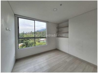 Apartamento de 3 alcobas en venta en Transversal Intermedia, Envigado, 101 m² · foto 18 de 20