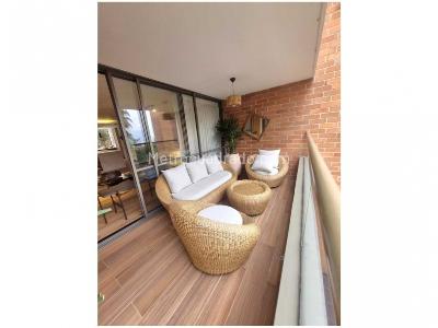 Apartamento de 3 alcobas en venta en Las Santas, Medellín, 170 m² · foto 7 de 20