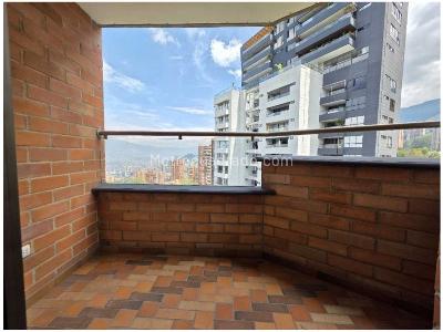 Apartamento de 3 alcobas en venta en Los Gonzalez, Medellín, 126 m² · foto 15 de 20
