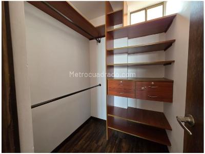 Apartamento de 3 alcobas en venta en Los Gonzalez, Medellín, 126 m² · foto 18 de 20