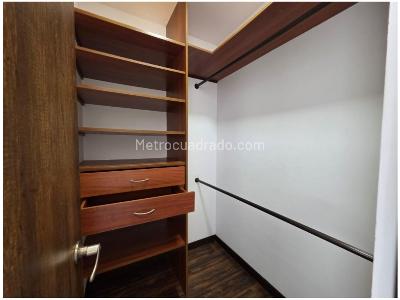 Apartamento de 3 alcobas en venta en Los Gonzalez, Medellín, 126 m² · foto 19 de 20