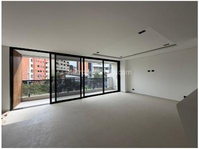 Apartamento de 3 alcobas en venta en Laureles, Medellín, 115 m² · foto 8 de 13
