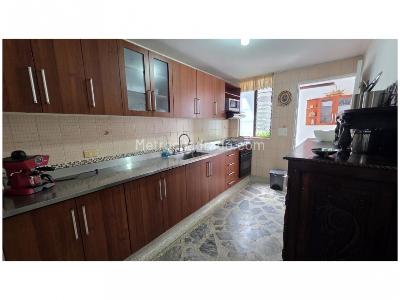 Apartamento de 3 alcobas en venta en Alameda, Medellín, 183 m² · foto 5 de 20