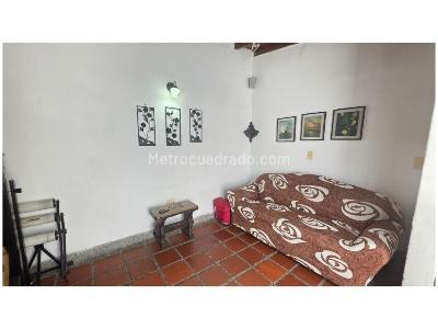 Apartamento de 3 alcobas en venta en Alameda, Medellín, 183 m² · foto 16 de 20