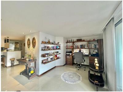Apartamento de 3 alcobas en venta en Castropol, Medellín, 115 m² · foto 4 de 20