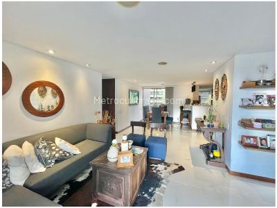 Apartamento de 3 alcobas en venta en Castropol, Medellín, 115 m² · foto 5 de 20