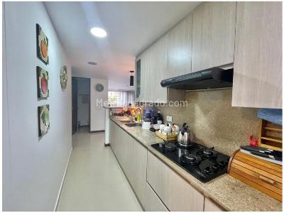Apartamento de 3 alcobas en venta en Castropol, Medellín, 115 m² · foto 10 de 20