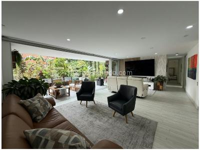 Apartamento de 4 alcobas en venta en Castropol, Medellín, 148 m² · foto 2 de 20