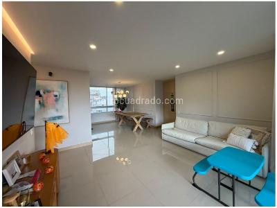 Apartamento de 3 alcobas en venta en Castropol, Medellín, 117 m² · foto 2 de 20