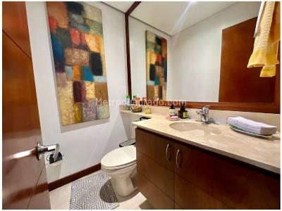 Apartamento de 3 alcobas en venta en Alejandria, Medellín, 219 m² · foto 8 de 20