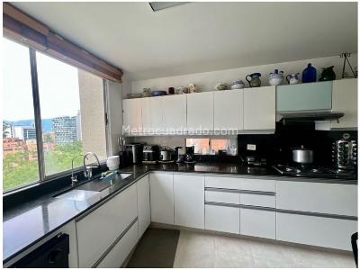 Apartamento de 3 alcobas en venta en Alejandria, Medellín, 219 m² · foto 11 de 20
