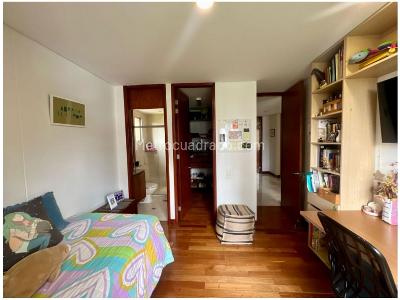 Apartamento de 3 alcobas en venta en Alejandria, Medellín, 219 m² · foto 18 de 20