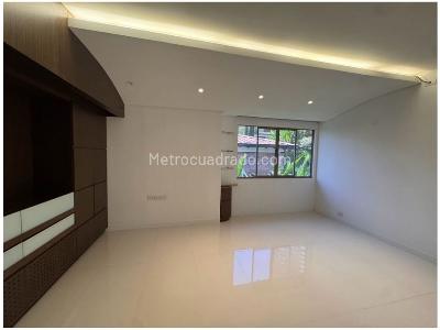 Casa de 3 alcobas en venta en El Poblado, Medellín, 298 m² · foto 16 de 20