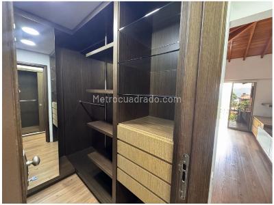 Casa de 3 alcobas en venta en El Poblado, Medellín, 298 m² · foto 18 de 20