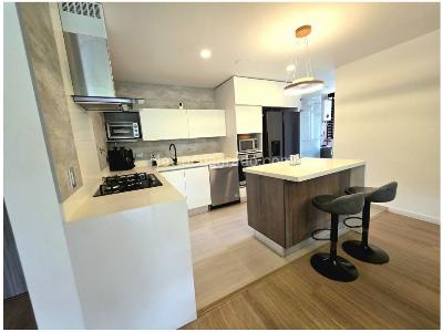 Apartamento de 3 alcobas en venta en Loma De Las Brujas, Envigado, 172 m² · foto 4 de 20