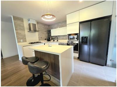 Apartamento de 3 alcobas en venta en Loma De Las Brujas, Envigado, 172 m² · foto 5 de 20