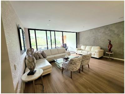 Apartamento de 3 alcobas en venta en Loma De Las Brujas, Envigado, 172 m² · foto 8 de 20