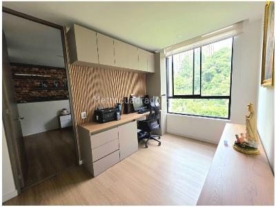Apartamento de 3 alcobas en venta en Loma De Las Brujas, Envigado, 172 m² · foto 17 de 20