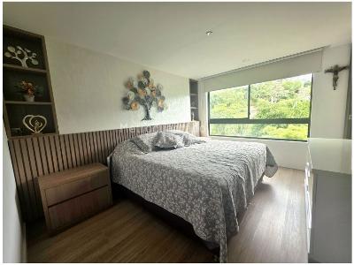 Apartamento de 3 alcobas en venta en Loma De Las Brujas, Envigado, 172 m² · foto 19 de 20
