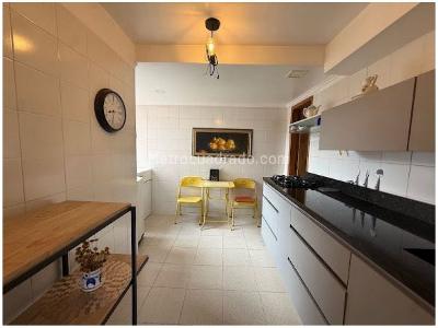 Apartamento de 2 alcobas en venta en El Tesoro, Medellín, 97 m² · foto 18 de 18