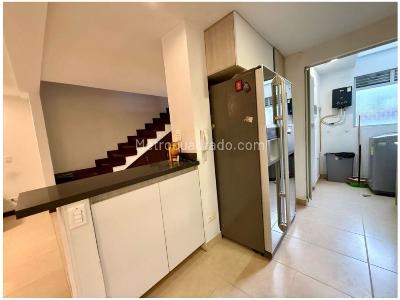 Casa de 3 alcobas en venta en Transversal Intermedia, Envigado, 198 m² · foto 4 de 20