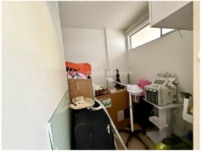 Casa de 3 alcobas en venta en Transversal Intermedia, Envigado, 198 m² · foto 9 de 20