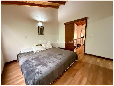 Casa de 3 alcobas en venta en Transversal Intermedia, Envigado, 198 m² · foto 16 de 20