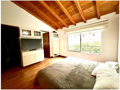 Casa de 3 alcobas en venta en Transversal Intermedia, Envigado, 198 m² · foto 19 de 20