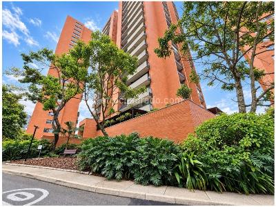 Apartamento de 2 alcobas en venta en El Tesoro, Medellín, 118 m² · foto 2 de 20