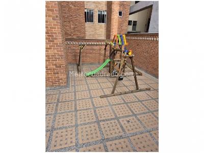 Apartamento de 3 alcobas en venta en Laureles, Medellín, 108 m² · foto 3 de 19