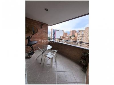 Apartamento de 3 alcobas en venta en Laureles, Medellín, 108 m² · foto 6 de 19